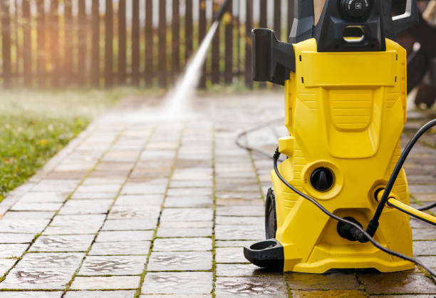 Best Solar Panel Cleaning  in Lindsborg, KS